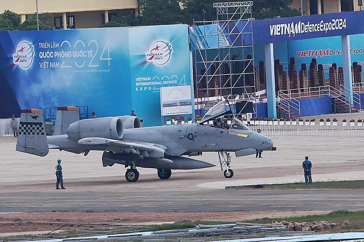 Tai trien lam Quoc phong Quoc te Viet Nam 2024, doi tac tu My se trung bay mot may bay van tai C130, hai cuong kich A10, mot xe thiet giap stryker, mot phao M777 tren dien tich 3.000m2.