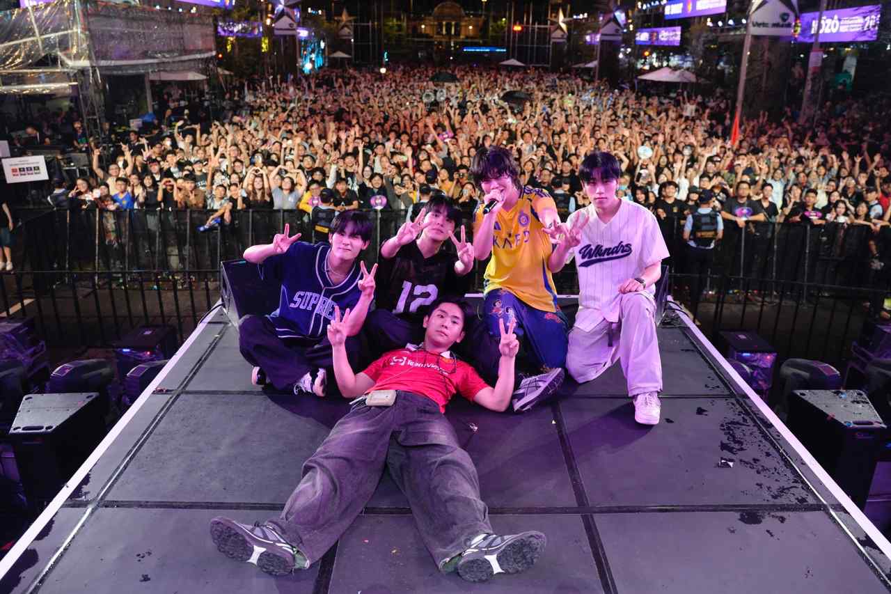 Ban nhac pop-rock Han Quoc Can’t Be Blue. Anh: Ban to chuc.