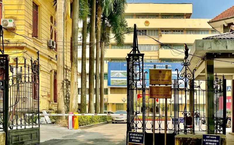 The Ministry of Transport and the Ministry of Construction will be merged. The expected name of the two ministries after the merger is "Ministry of Construction and Transport". Photo: VNA