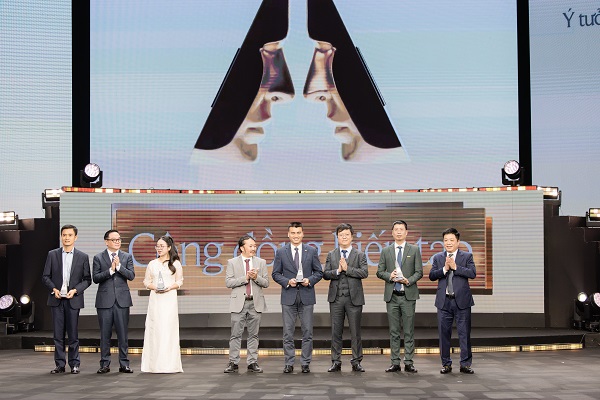 Vietnam Airlines won the “Sustainable Idea” award at the Human Act Prize 2024. Photo: Vietnam Airlines