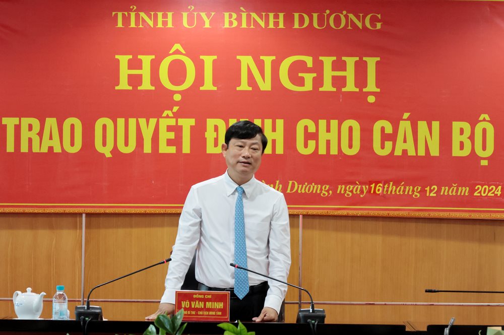 Ong Vo Van Minh phat bieu tai hoi nghi. Anh: Phuong Chi