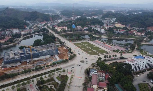 Hình ảnh những công trình trọng điểm tại Yên Bái đang giai đoạn hoàn thiện. Ảnh: Trần Bùi