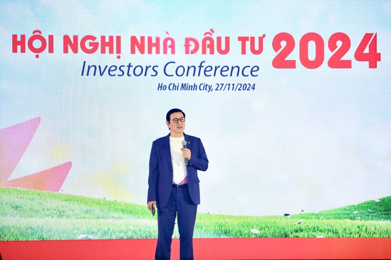 Mr. Tran Hoai Nam - Deputy General Director of HDBank speaking at the Conference. Photo: HDBank