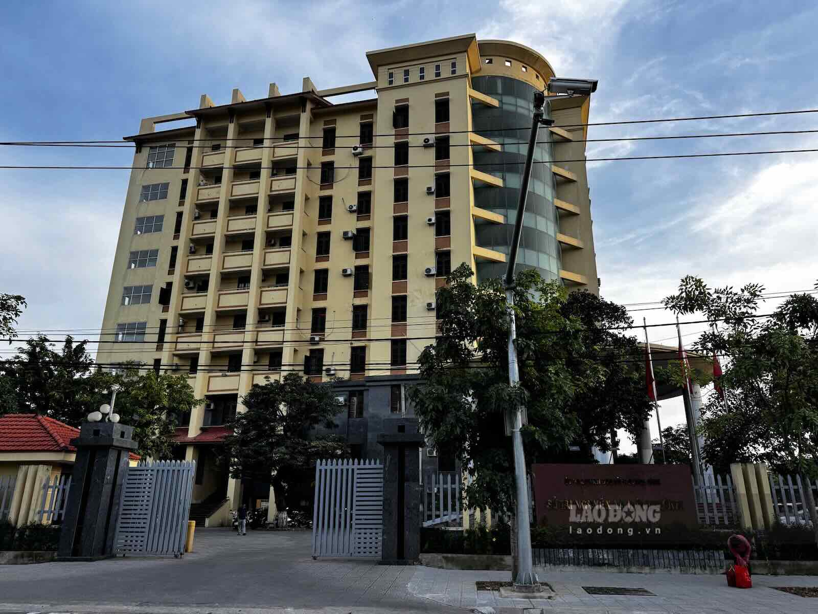 According to the arrangement orientation of Quang Binh province, the Department of Natural Resources and Environment and the Department of Agriculture and Rural Development are merged together. Photo: Cong Sang