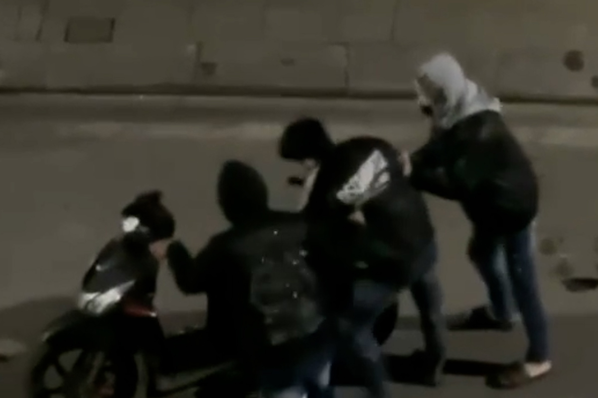 Một số thanh niên gây náo loạn tại TP Hạ Long. Ảnh: Người dân cung cấp