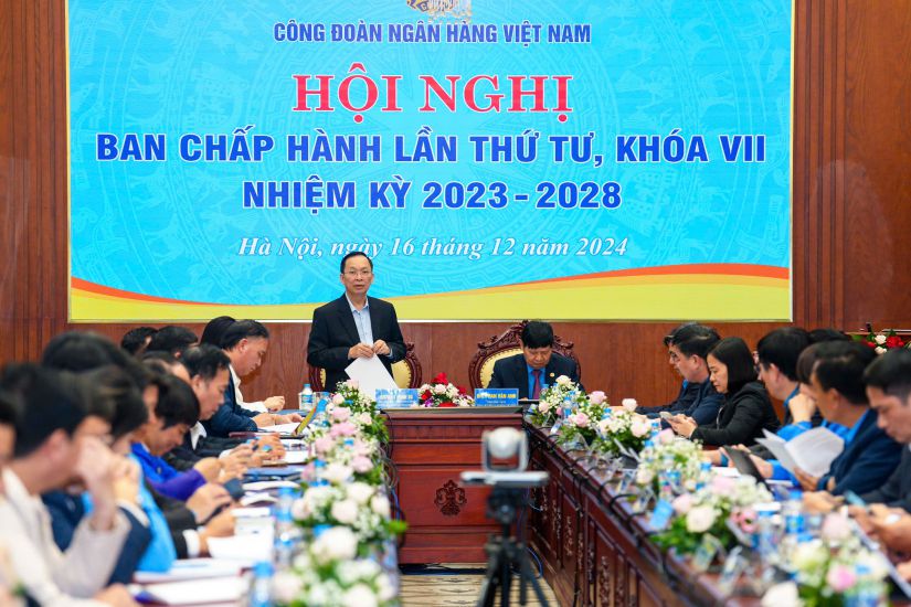 The 4th Executive Committee Conference, term 2023 - 2028 of Vietnam Banking Trade Union. Photo: Hoang Giap