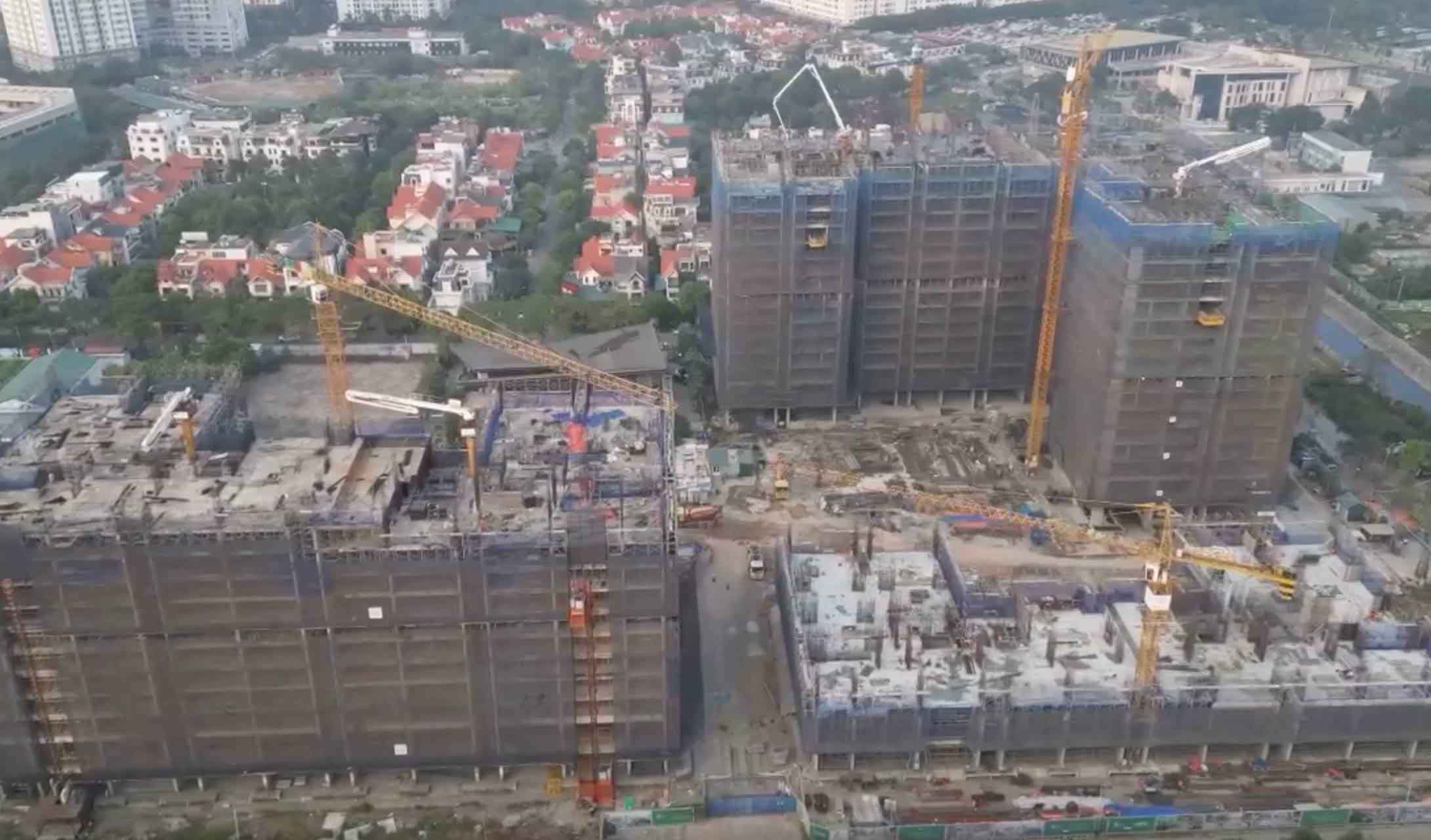 HaNoi Melody Residences project is being advertised by brokers. Photo: Cao Nguyen.