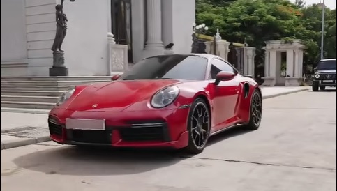 The Porsche 911 Turbo S 992 supercar often appears in Mr Pips' videos. Photo cut from video