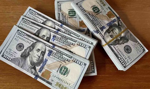 Tờ 100 USD hiện là đồng tiền có mệnh giá lớn nhất trong hệ thống tiền tệ Mỹ. Ảnh: Song Minh
