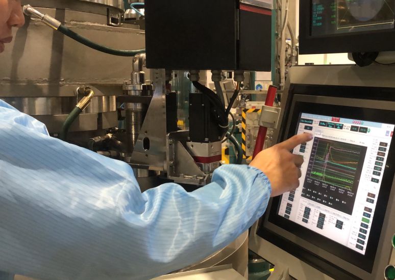 Workers at an electronics company in Bac Giang province. Photo: Bao Han