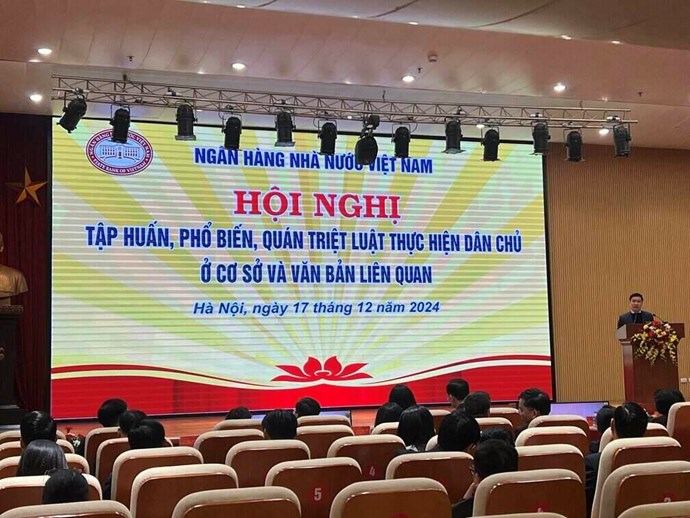 Tập huấn Luật thực hiện dân chủ ở cơ sở