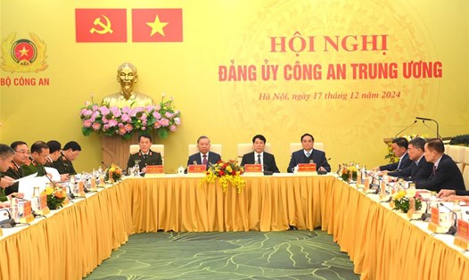 Tổng Bí thư Tô Lâm; Chủ tịch nước Lương Cường; Thủ tướng Chính phủ Phạm Minh Chính dự hội nghị Đảng ủy Công an Trung ương năm 2024. Ảnh: Bộ Công an