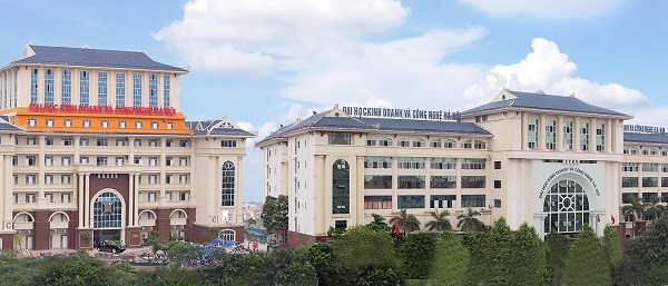 Bộ Giáo dục lên tiếng về vụ dạy chui tại ĐH Kinh doanh Công nghệ Hà Nội