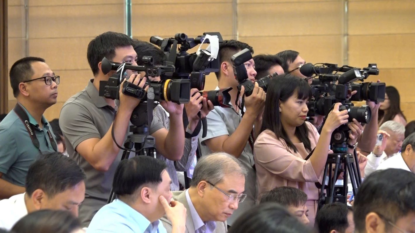 Merging press agencies is to improve the quality and effectiveness of information and propaganda in the press