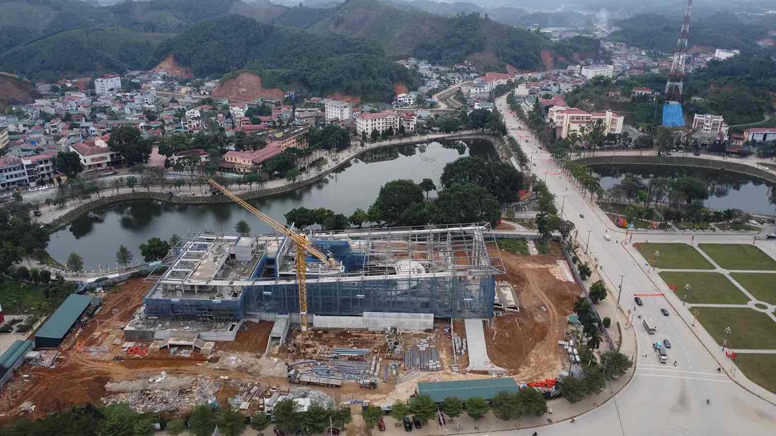 3 hundred billion-dollar projects in Yen Bai are being rushed to construction. Photo: Tran Bui.