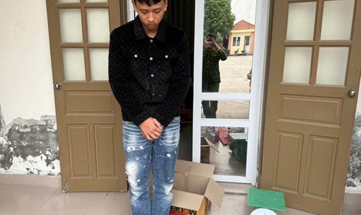 Đối tượng Nguyễn Cao Bảo Huy tại Cơ quan Cảnh sát điều tra - Công an huyện Tiền Hải (tỉnh Thái Bình). Ảnh: Công an tỉnh Thái Bình