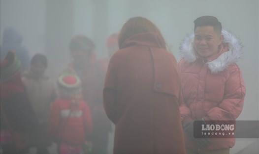 Dự báo thời tiết miền Bắc cuối tuần này vẫn rét đậm, tuy nhiên trời khô ráo, thuận tiện cho hoạt động du lịch. Ảnh: Tô Thế