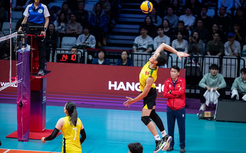 LPB Ninh Binh meets Imoco Conegliano in the second match of the group stage of the 2024 Volleyball Club World Cup. Photo: FIVB