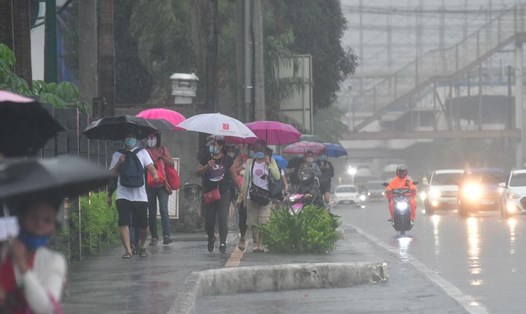Áp thấp nhiệt đới gây mưa nhiều nơi ở Phillippines. Ảnh: PNA