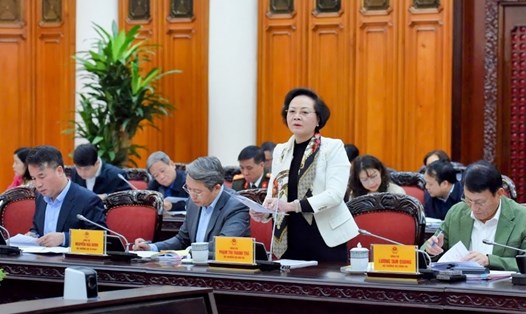 Theo Bộ trưởng Phạm Thị Thanh Trà, chính sách lần này tập trung ưu tiên đặc biệt, nổi trội để khuyến khích các đối tượng nghỉ ngay và nghỉ trong 12 tháng kể từ khi cơ quan, tổ chức thực hiện sắp xếp bộ máy. Ảnh: VGP