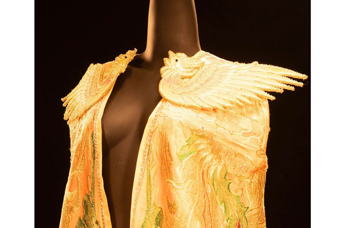 The phoenix robe "Five Phoenixes Flying Together" of Miss Vietnam 2024. Photo: Golden Lotus.