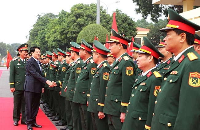 President Luong Cuong visits and works with the 12th Army Corps in Ninh Binh. Photo: Nguyen Truong