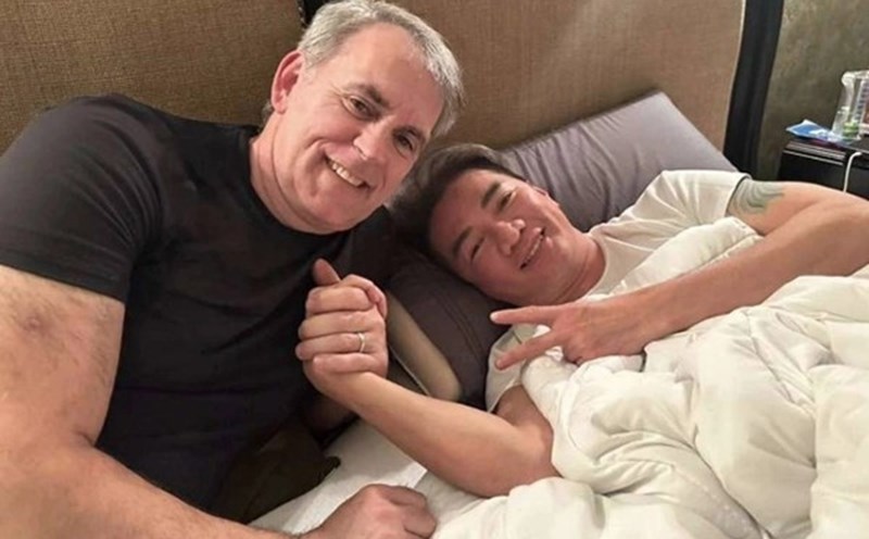 Dam Vinh Hung sues singer Bich Tuyen and her husband. Photo: Provided by the character.