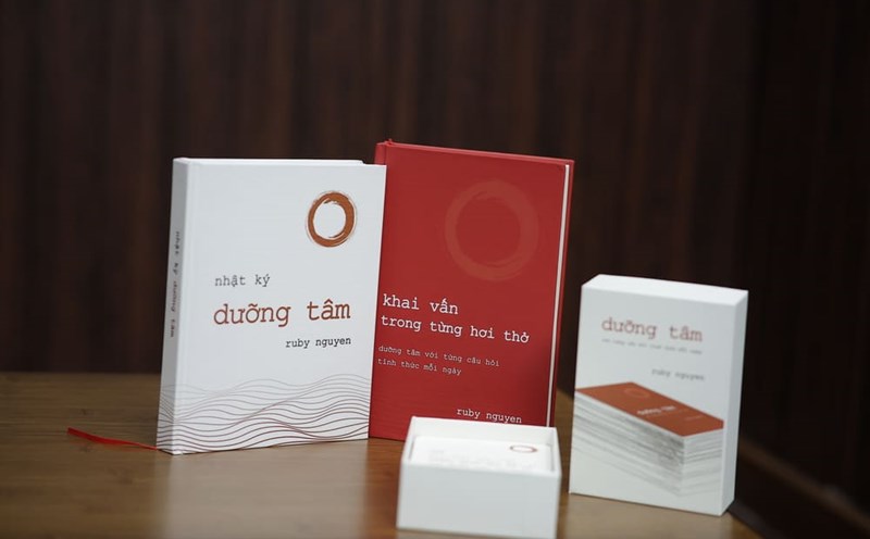 The book "Counseling in Every Breath" is published by Hanoi Publishing House. Photo: Publishing House