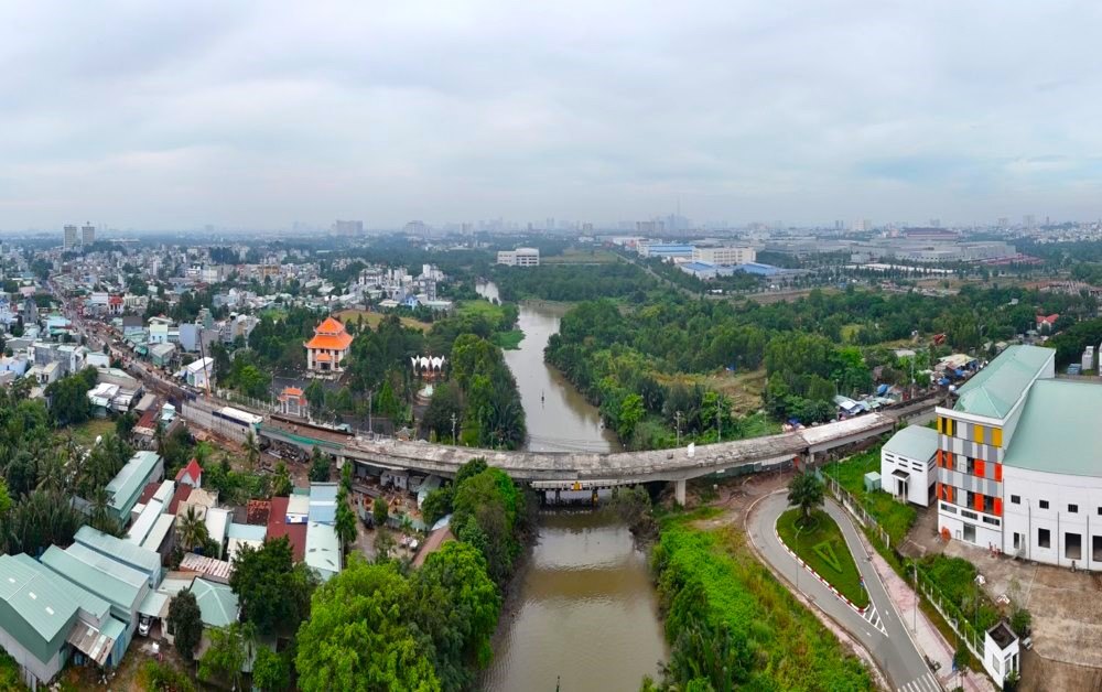 Cau Tang Long da noi nhip, se thong xe truoc Tet Nguyen dan 2025. Anh: Anh Tu