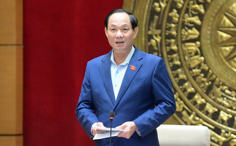 Party Central Committee member and National Assembly Vice Chairman Tran Quang Phuong speaks at the meeting. Photo: VGP