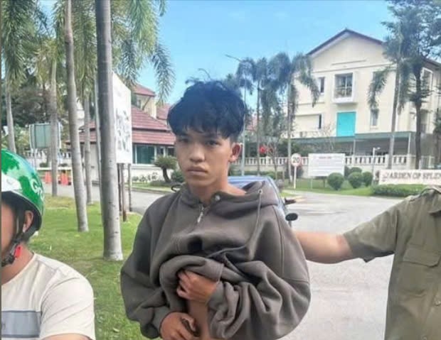 Đối tượng dùng dao khống chế cướp tài sản của tài xế xe ôm công nghệ. Ảnh: Công an Bến Cát