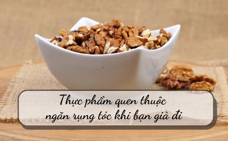 Familiar Foods That Prevent Hair Loss as You Age