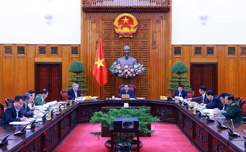 The Government has provided guidance and suggested some contents on the organization and arrangement of specialized agencies under the People's Committees at provincial and district levels. Photo: VGP