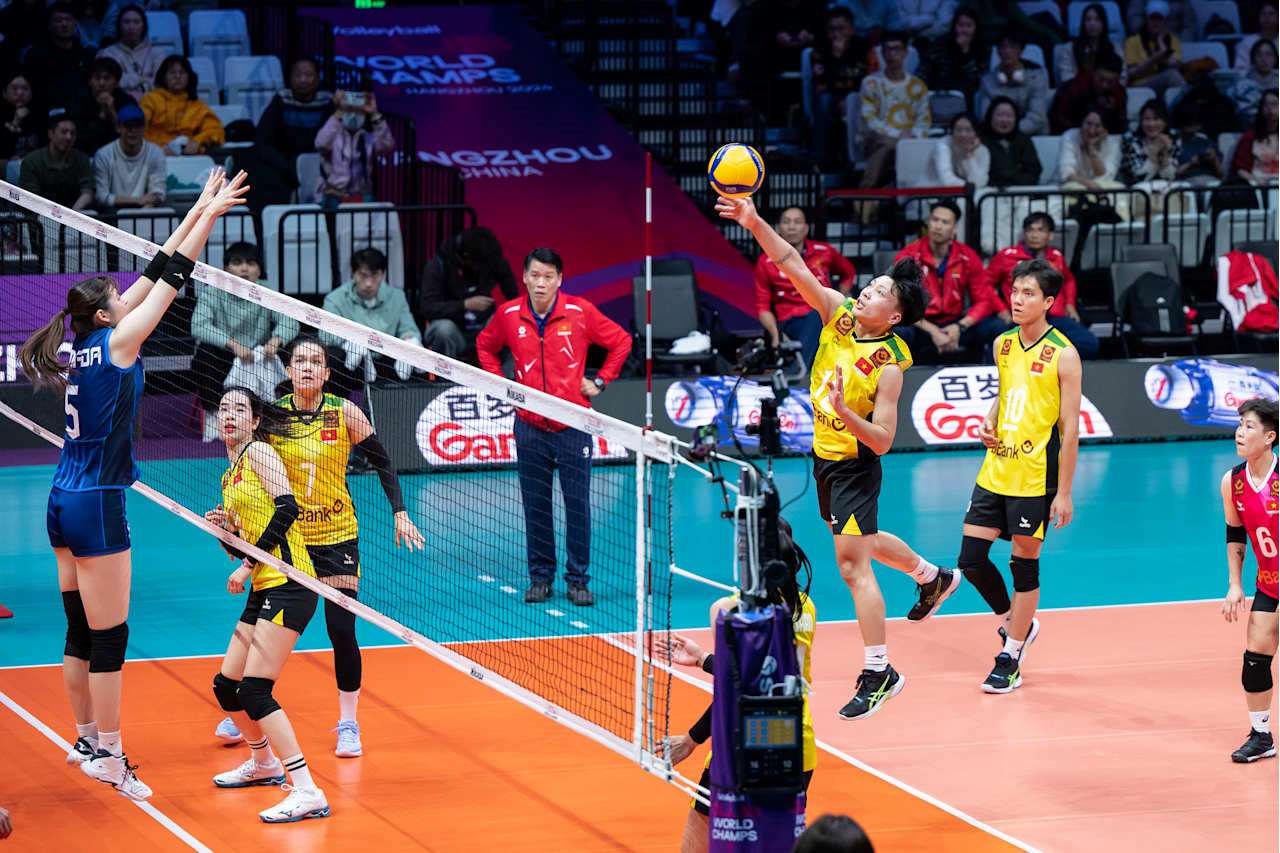 Ninh Binh toan thua voi ti so 0-3 o hai luot tran dau tien tai giai bong chuyen vo dich cac cau lac bo the gioi 2024. Anh: FIVB