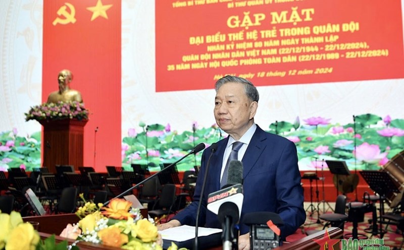 General Secretary attends the 80th anniversary of the General Political Department's traditional day. Photo: VNA