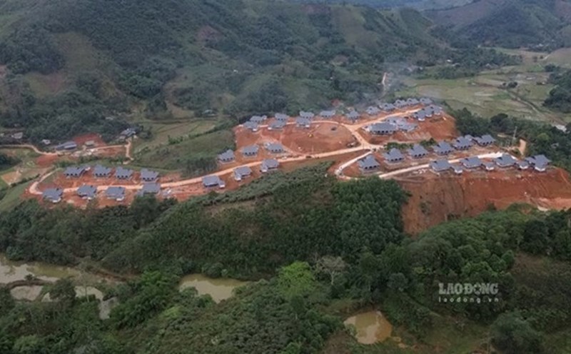 Lang Nu resettlement area was completed ahead of schedule after nearly 70 days of construction. Photo: Dinh Dai