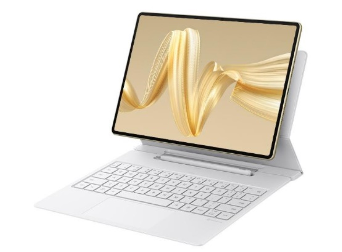 The 12.2-inch Huawei MatePad Pro promises to create a convenient working environment anytime, anywhere for both office workers and content creators. Photo: Huawei