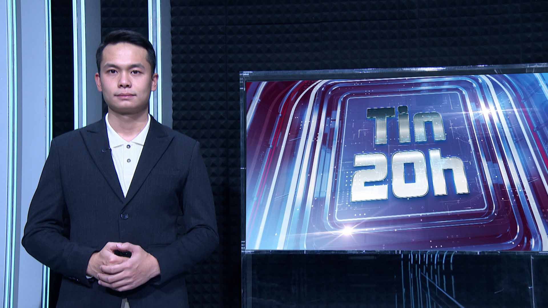 8pm News: The reason why chickens supporting poor households died en masse in Dien Bien