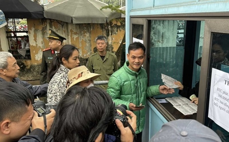 The match between Vietnam and Myanmar created great attraction. Photo: Huu Dung