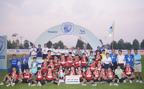 Ho Chi Minh City University of Technology won the 2024 Ho Chi Minh City National University Student Football Championship after defeating An Giang University 1-0 in the final match. Photo: Organizing Committee