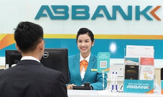 ABBank bất ngờ đảo chiều lãi suất tiết kiệm kỳ hạn 24 tháng, trong khi tăng lãi suất kỳ hạn ngắn. Ảnh: ABBank.