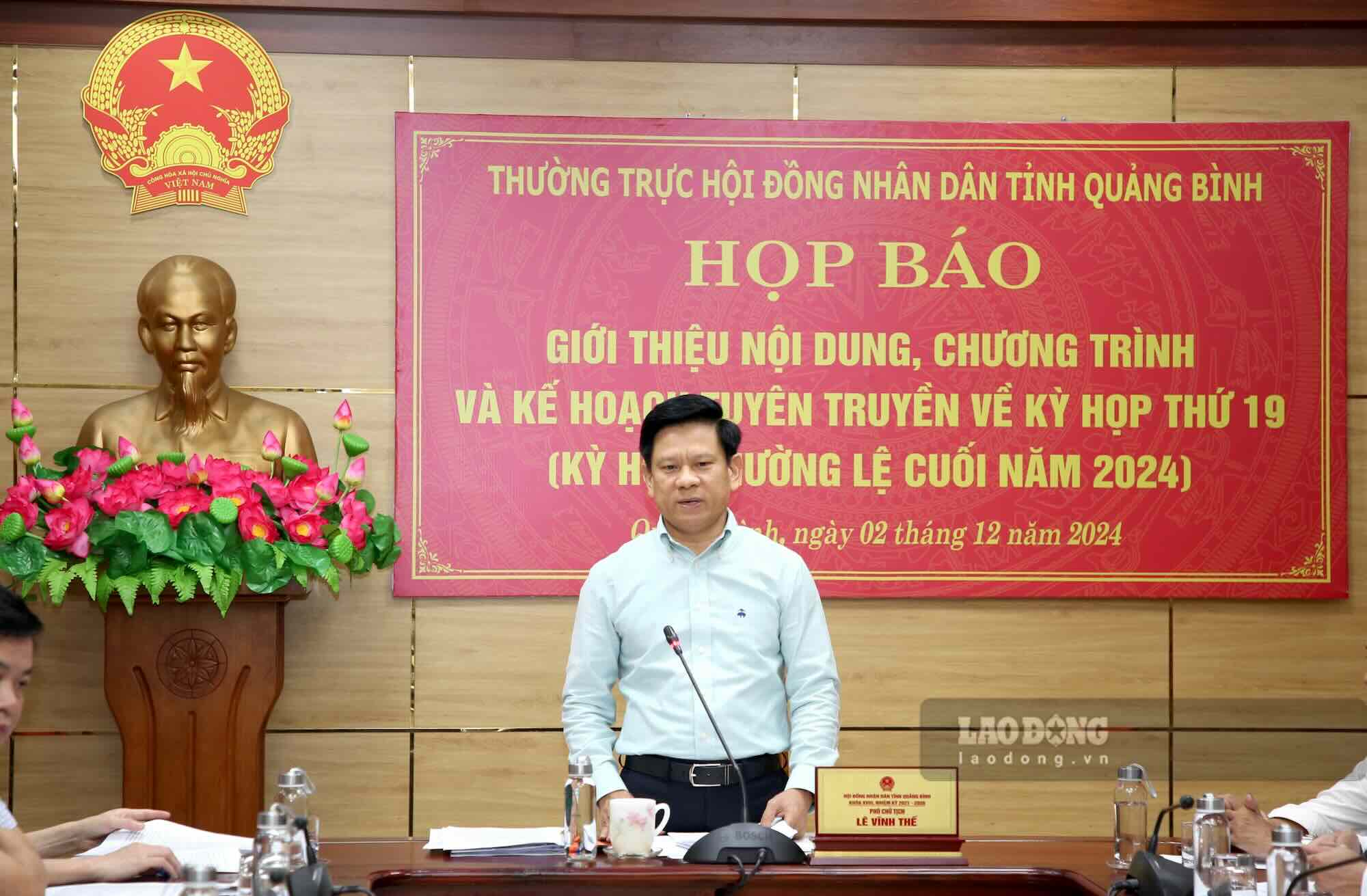 Vice Chairman of the People's Council of Quang Binh province Le Vinh The said that the estimated budget revenue in 2024 in Quang Binh will reach nearly 7,000 billion VND. Photo: Cong Sang