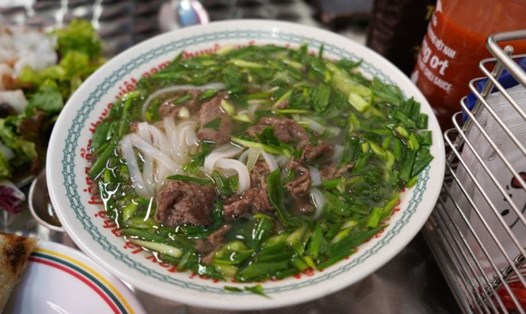 Phở bò nổi tiếng tại quán ăn "Qua" ở Hàn Quốc. Ảnh: Dopeu