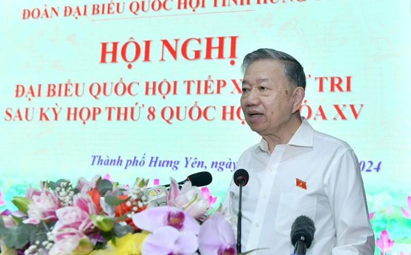 General Secretary To Lam mentioned the content related to streamlining the apparatus at the meeting with voters of Hung Yen province. Photo: Dang Khoa
