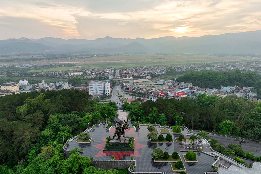 Dien Bien spends 6.4 billion to support officials who quit their jobs due to the first phase of staff streamlining in 2025. Photo: Quang Dat