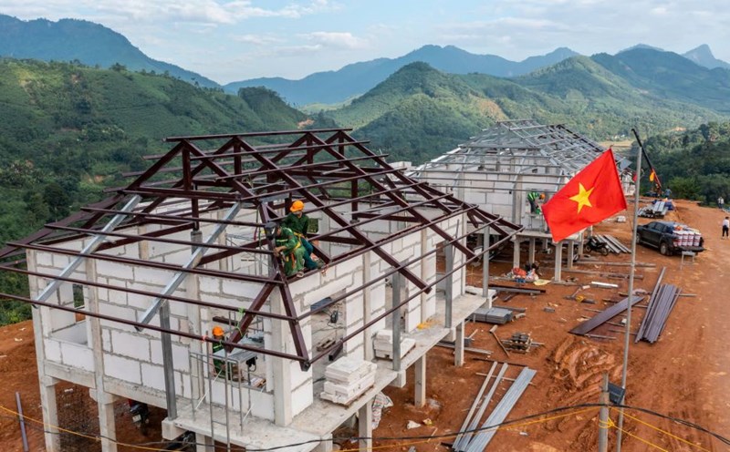 Roofs built in the resettlement area for Lang Nu residents. Photo: Hai Nguyen