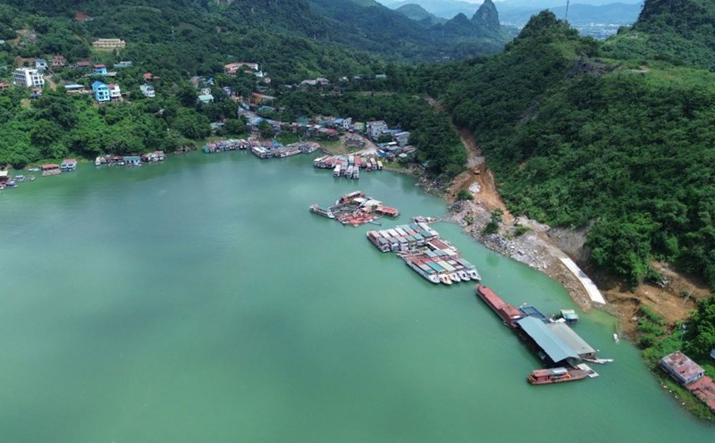 A corner of Hoa Binh Lake. Photo: Dang Tinh