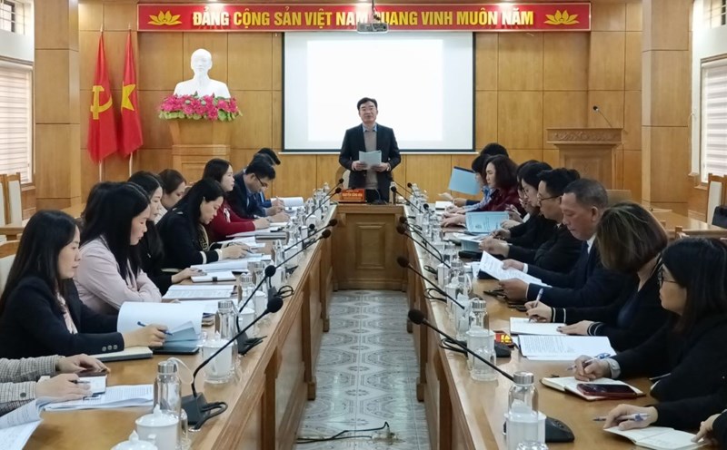 Hai Phong Industry and Trade Union held its 5th executive meeting. Photo: Mai Dung
