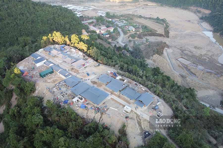 New houses at the Huoi Ke resettlement site in Linh village, Muong Pon commune, near National Highway 12. Photo: Thanh Binh