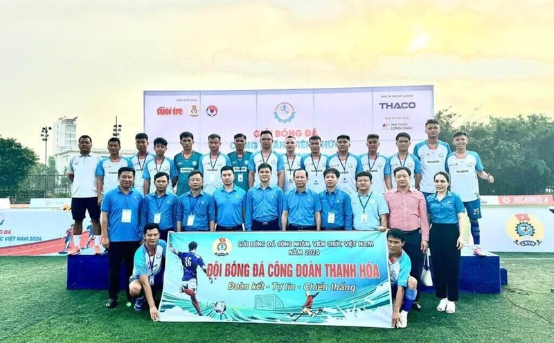 Thanh Hoa province's civil servant football team participates in the 2024 National Civil Servant Football Tournament. Photo: Trade Union